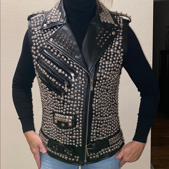 Punk Rocker Vest - Picture 5 of 16